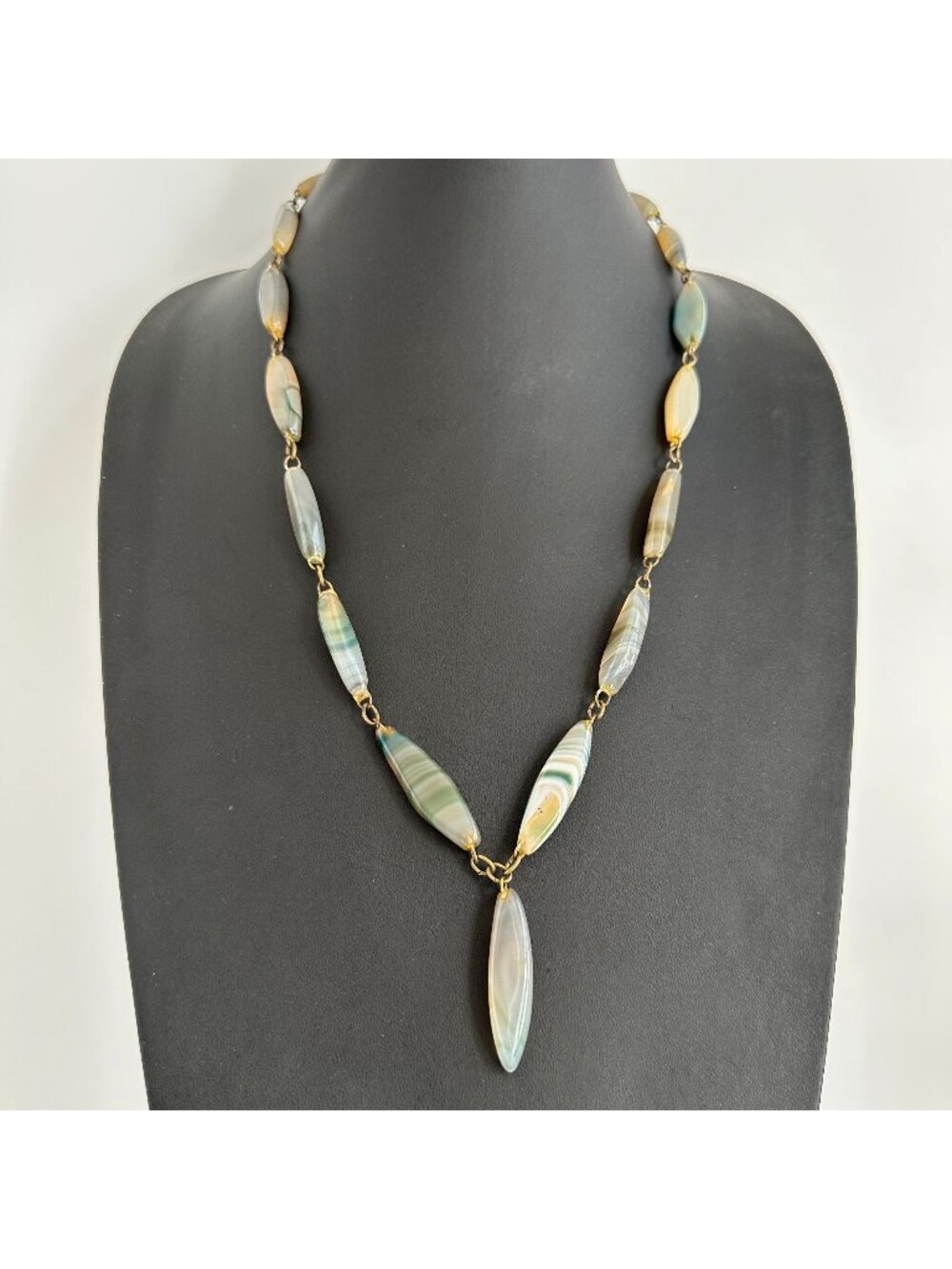 Victorian Scottish Pebble Agate Necklace Marquise Links Drop Pendant 1880s